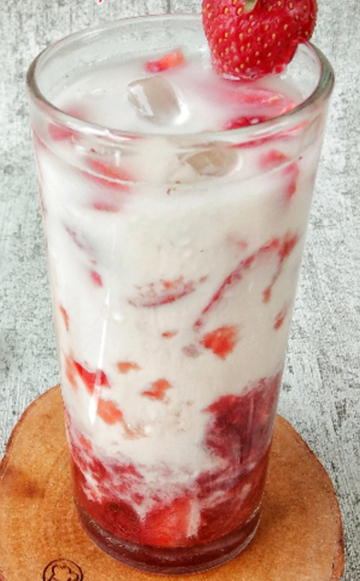 Strawberry Latte